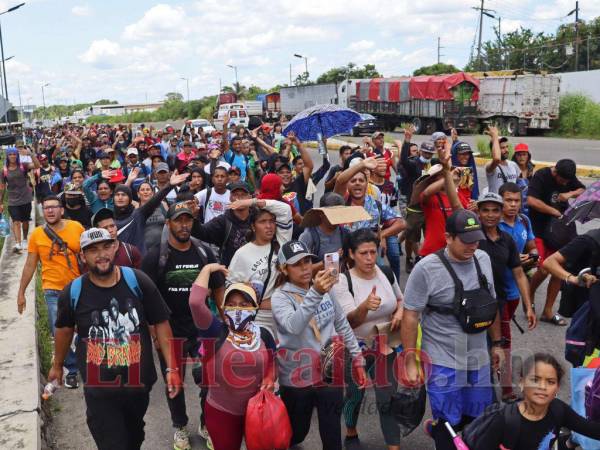 Mientras los gobiernos siguen improvisando en la generación de empleo, miles de hondureños migran a otros países.