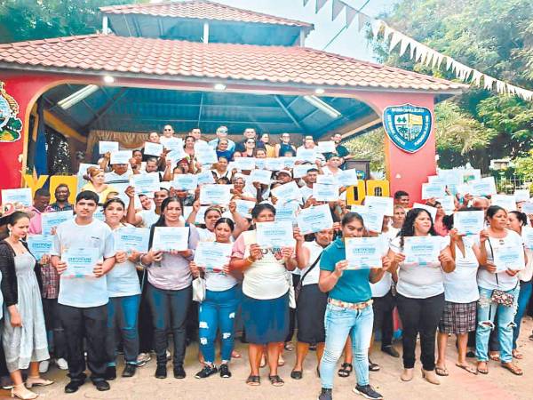 De los 100 municipios declarados libres de analfabetismo, cinco pertenecen a Francisco Morazán.