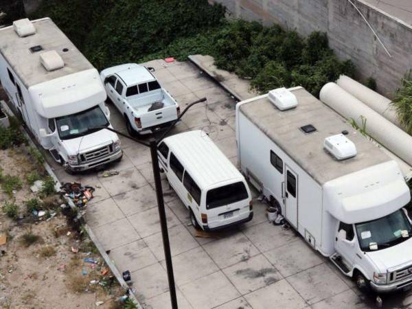 Casa de Gobierno afirmó que las clínicas eran recuperadas para ponerlas a disposición de la población, pero siguen abandonadas.