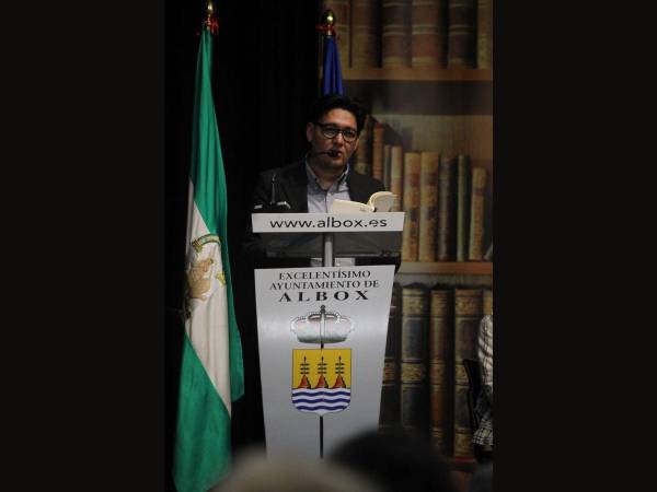 El hondureño Martín Cálix, ganador del premio en 2015, ofreciendo una ponencia en el encuentro.