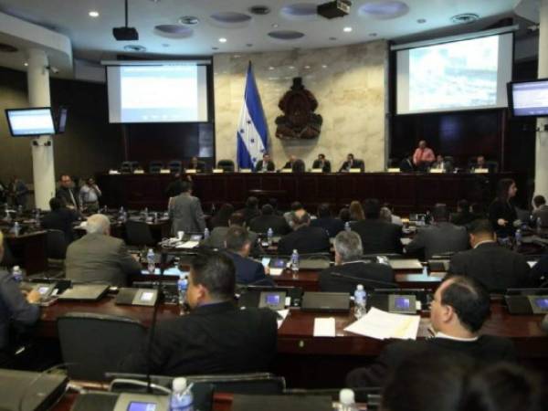 El polémico artículo 335-B que coartaba la libertad de expresión quedó derogado por unanimidad de votos. Foto cortesía Congreso Nacional