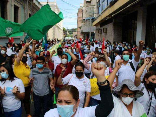 El personal de Salud ha venido reclamando salarios atrasados.