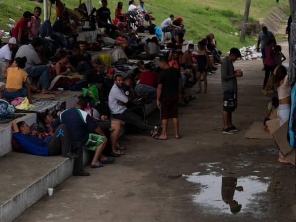 Hasta el mediodía del miércoles, más de 650 migrantes habían recibido el documento, indicó una fuente del INM.