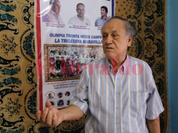 José de la Paz Herrera conoció a don Rafael Ferrari cuando tomó las riendas de la H para el Mundial de España 1982. Foto Archivo EL HERALDO