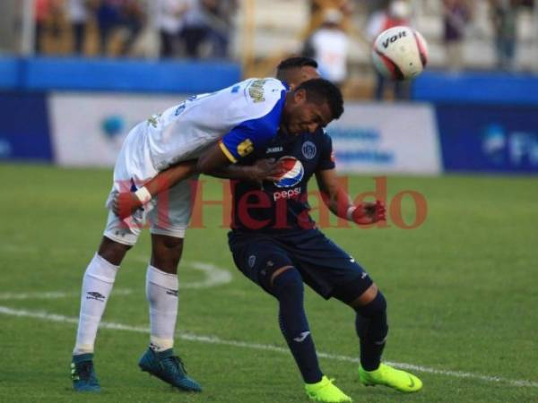 Olimpia y Motagua volvieron a verse las caras en un clásico que tuvo matices de revanchas de la pasada final. Foto: EL HERALDO