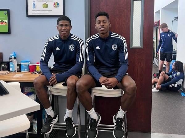 Alenis Vargas y Keny Martínez se convirtieron en nuevos fichajes del Sporting Kansas City.