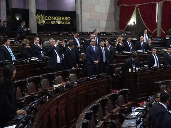 El Congreso de Guatemala, de mayoría conservadora, votó con 83 a favor, 26 en contra y 51 ausencias para declarar a los diputados del Movimiento Semilla, afiliados a Bernardo Arévalo, como independientes.