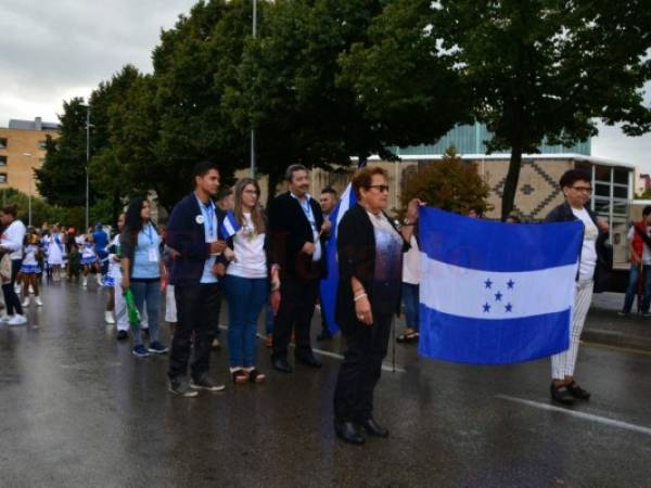 La comunidad de hondureños es una de las más activas. En fechas como el 15 de septiembre se destaca en las calles.