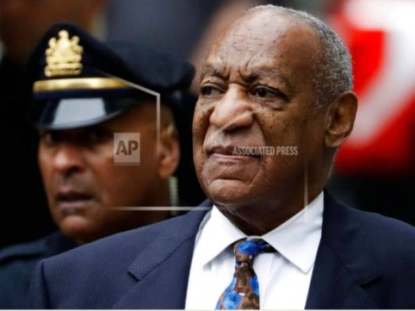 Bill Cosby llega a la audiencia de su sentencia en la Corte del Condado de Montgomery, el lunes 24 de septiembre del 2018 en Norristown, Pennsylvania.