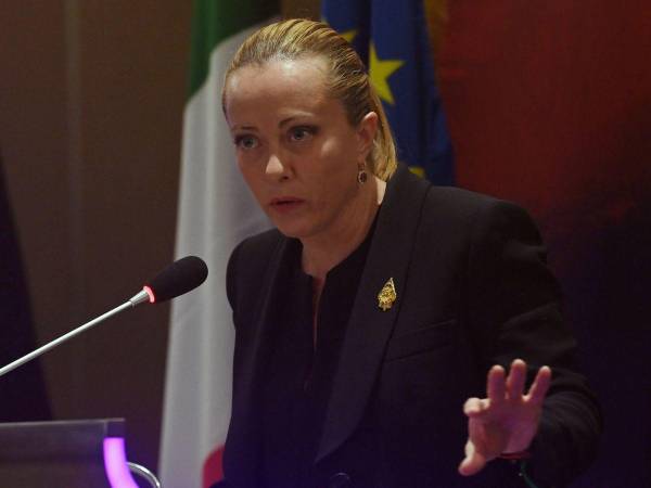 Giorgia Meloni es la primera mujer que dirige las riendas de Italia.