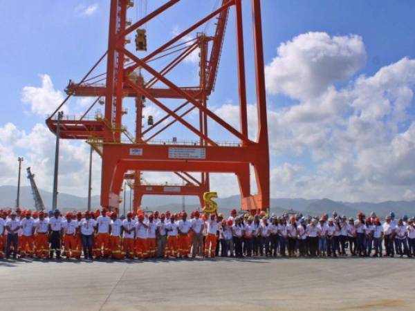 OPC es una empresa subsidiaria de International Container Terminal Services Inc. (ICTSI), uno de los principales operadores internacionales de terminales portuarias a nivel global.