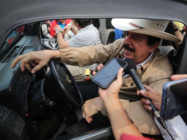 El asesor presidencial participó durante la marcha del 1 de mayo.