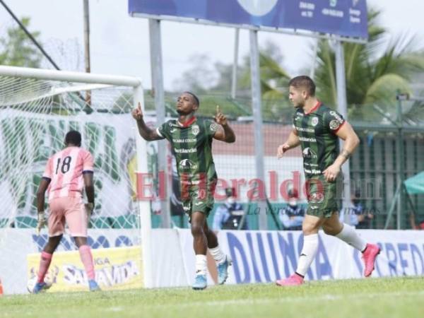 Edwin Solano fue el gran héroe verdolaga de la tarde tras anotar un hat-trick para darle la victoria al monstruo. Foto: Edwin Romero | EL HERALDO