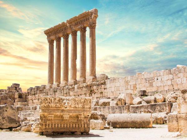 Al sitio arqueológico de Baalbek fue declarado Patrimonio de la Humanidad en 1984. Su antigüedad data entre 2900-2300 a. C. y 1900-1600 a.C.