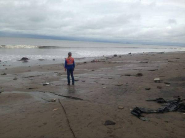 Las playas de la zona sur de Honduras se han visto afectadas por las marejadas. Foto: Twitter/Copeco