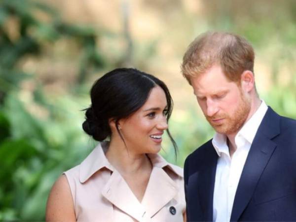 Esta decisión, tomada por el regulador británico de la prensa, representa un revés para el príncipe, que junto con su esposa Meghan inició acciones judiciales contra varios medios por inmiscuirse en su vida privada.