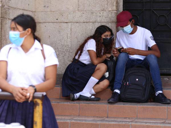 Autoridades gubernamentales y de Educación manifiestan que lo que se busca con la ley es reducir la cifra de adolescentes embarazadas en el país.