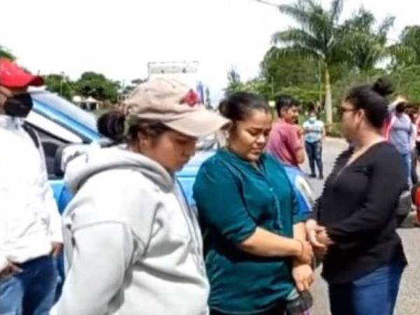 Las madres de los menores aseguraron que los niños no están aprendiendo.