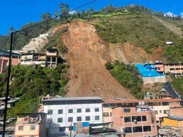 La zona más afectada es el distrito Nicolás Valcárcel, provincia de Camaná (oeste de Arequipa).