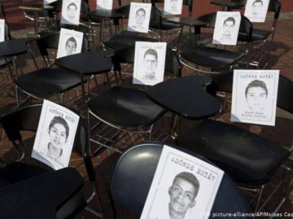 Christian Rodríguez, Alexander Mora y Jhosivani de la Cruz han sido los cadáveres identificados hasta ahora. Foto: AP