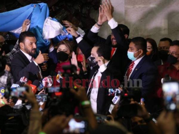 La parte de Libre que juramentó por su cuenta Luis Redondo como presidente provisional asegura que el domingo se ratificará su cargo en el Congreso. Foto: Emilio Flores/ EL HERALDO