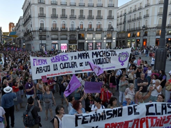 Negándose a dimitir pese a la catarata de críticas y pedidos para que se apartara del cargo, Rubiales atacó el “falso feminismo”.