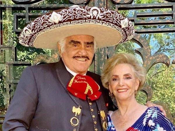 Vicente Fernández dejó grabadas varias canciones para que fuesen publicadas después de su muerte.