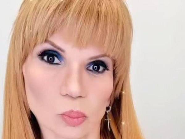 Mhoni Vidente realizó predicción de la muerte de Julián Figueroa desde hace más de un año.