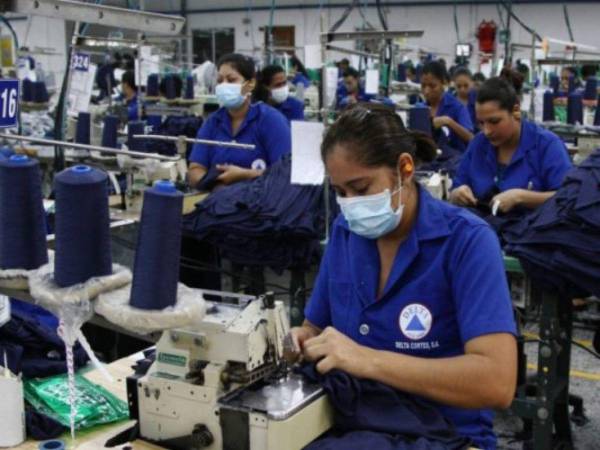 Según el nivel educativo, la mayoría de mujeres asalariadas cuentan con nivel de primaria.