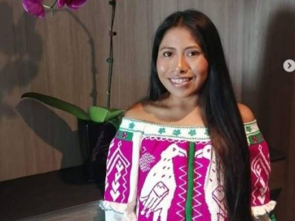 Yalitza Aparicio Martínez es una actriz de cine y docente mexicana. Aparicio es principalmente reconocida por su participación en la película Roma, dirigida por Alfonso Cuarón en 2018.​