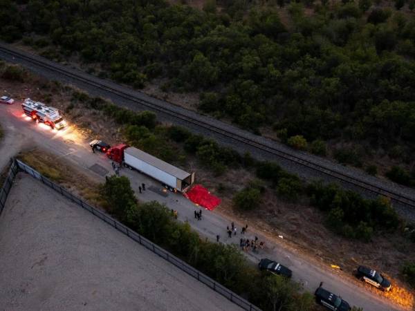 El objetivo era trasladar el camión hacia Estados Unidos, sin que el olor corporal de la gente diera sospechas.