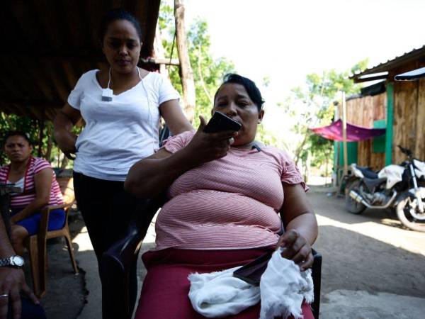 Familiares de los 13 hondureños que estaban en el centro de detención de migrantes pueden comunicarse con la cancillería hondureña para tramitar la visa humanitaria para viajar a México.