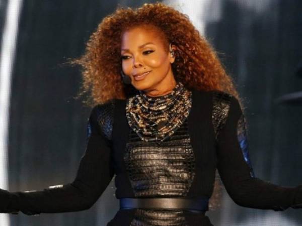 NEWARK, NJ - AUGUST 26: Janet Jackson attends the Black Girls Rock! 2018 Red Carpet at NJPAC on August 26, 2018 in Newark, New Jersey. Dave Kotinsky/Getty Images for BET/AFP