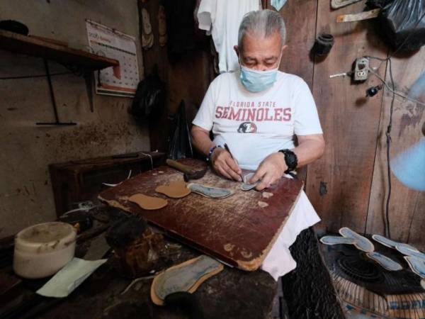 En el mercado Séptima Avenida hay 96 talleres de producción de calzado, la mayoría se encuentran cerrados por baja producción.