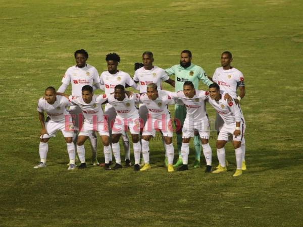 Tras empatar 0-0 en la ida y tener la ventaja de cerrar como local administrativamente, el Olimpia quiere mantener intacto su sueño de ser el rey de la Liga Concacaf, por lo que esta noche el equipo de Pedro Troglio saldrá con toda la intención de darle un zarpazo a Motagua para avanzar a la gran final. A continuación repasamos a los 11 guerreros del León.