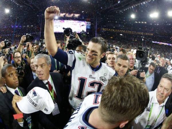 Brady está ampliamente considerado como el mejor mariscal de campo de la historia de la NFL, con un récord de seis títulos de Super Bowl. Foto: AFP