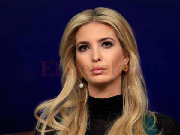 Ivanka Trump y sus hermanos Donald Trump Jr. y Eric Trump criticaron la exhibición el martes diciendo que es un intento sexista de humillarla. Fotos: El Heraldo/AP.