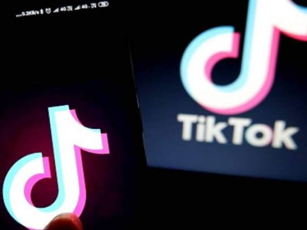 De acuerdo con Anonymous TikTok espía los datos de quienes la descargan.