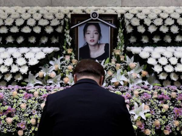 El deceso de Goo a los 28 años se produjo menos de dos meses después del de Choi Jin-ri, o Sulli, otra estrella de K-pop y amiga cercana de Goo. Foto: AP.