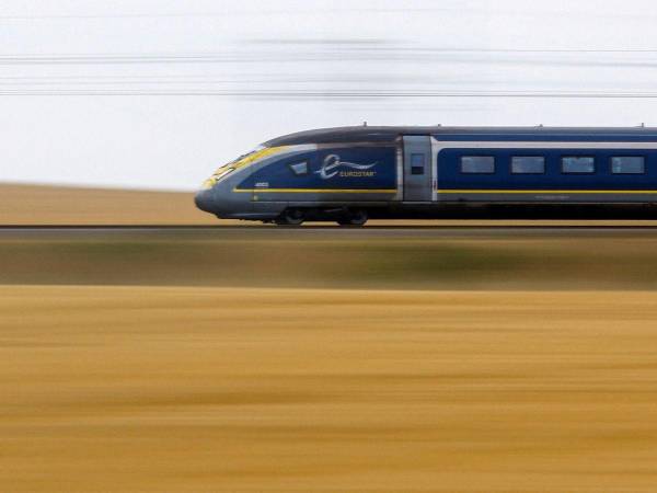 “Los trenes están llenos en viajes de larga distancia”, dijo un ejecutivo ferroviario. Un tren Eurostar de alta velocidad. (Gonzalo Fuentes/Reuters)