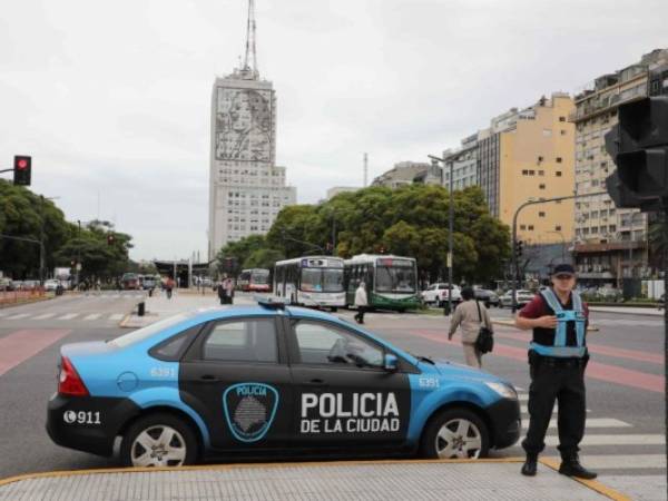 En Buenos Aires, una ciudad de 3 millones de habitantes y 200 km cuadrados, se definieron seis zonas con distintos grados de restricciones de seguridad. AFP