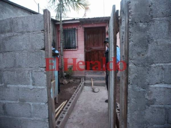 Esta es la vivienda en la que encontraron el cadáver de la víctima en la colonia El Sitio de Tegucigalpa. (Foto: Emilio Flores / EL HERALDO)