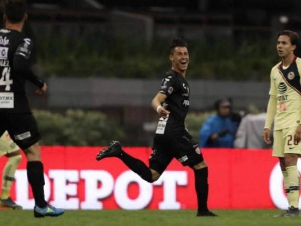 Fue el noveno gol de la temporada para Fernández, quien igualó al ecuatoriano Ángel Mena, de León, en la cima entre los anotadores. (Foto: Depor)