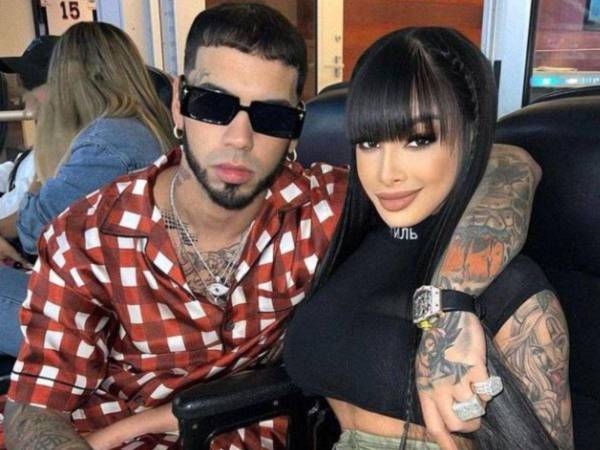 Anuel y Yailin comenzaron a salir pocas semanas después de que el cantante puertorriqueño terminara su compromiso con Karol G.