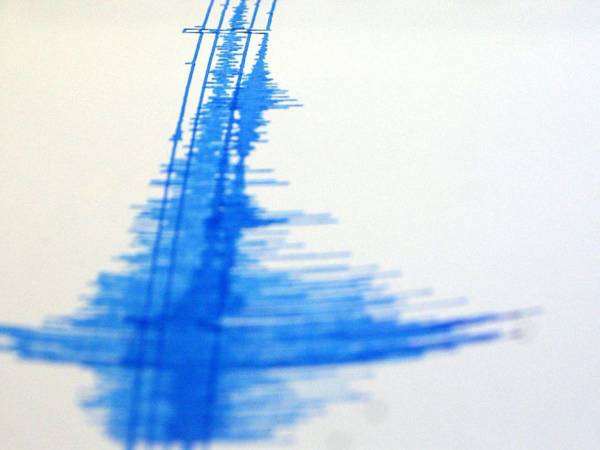 Un terremoto en California de 7,0 provocó una alerta de tsunami que se extiende hasta el estado de Oregon.