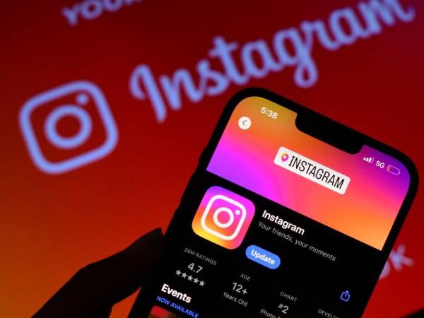 <b>Cuentas especiales para adolescentes</b> Meta ha introducido una nueva experiencia en Instagram diseñada específicamente para adolescentes, con funciones como verificación de edad por IA y límites de tiempo de uso.