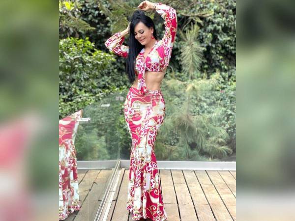 La famosa actriz y cantante Maribel Guardia, de 63 años de edad, ha pasado la semana más dura de su vida luego de perder a su único hijo, Julián Figueroa. La querida costarricense ha forjado una gran fortuna a lo largo de su carrera y ahora muchos se preguntan quién será el heredero de esta. A continuación los detalles.