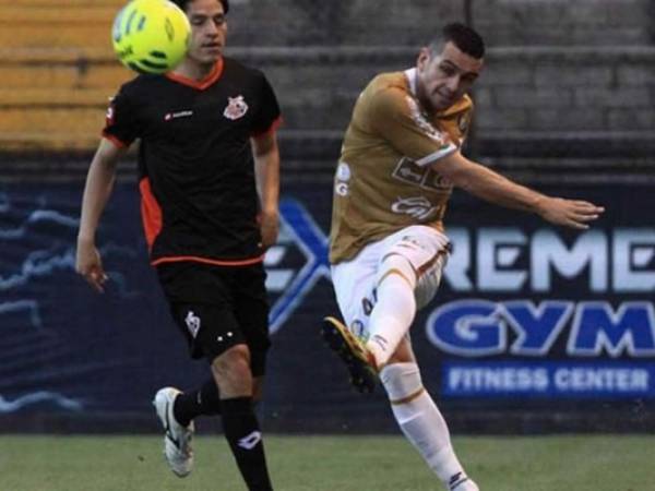 El 3-0 fue obra de Jesús Escoboza quien aprovechó un balón rebotado por el portero dentro del área chica al 42.(Foto: WebAdictos)