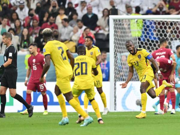 Enner Valencia fue el héroe ecuatoriano y gracias a su dos goles, Ecuador pudo vencer a los qataríes en el duelo inaugural.