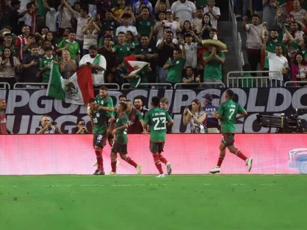 Luis Chávez puso el 4-0 tras una gran jugada colectiva del conjunto mexicano.